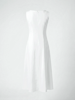Colette dress back, concealed zip and princess seams